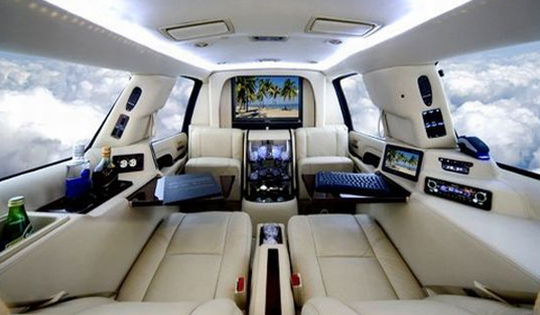 White Lincoln Stretch